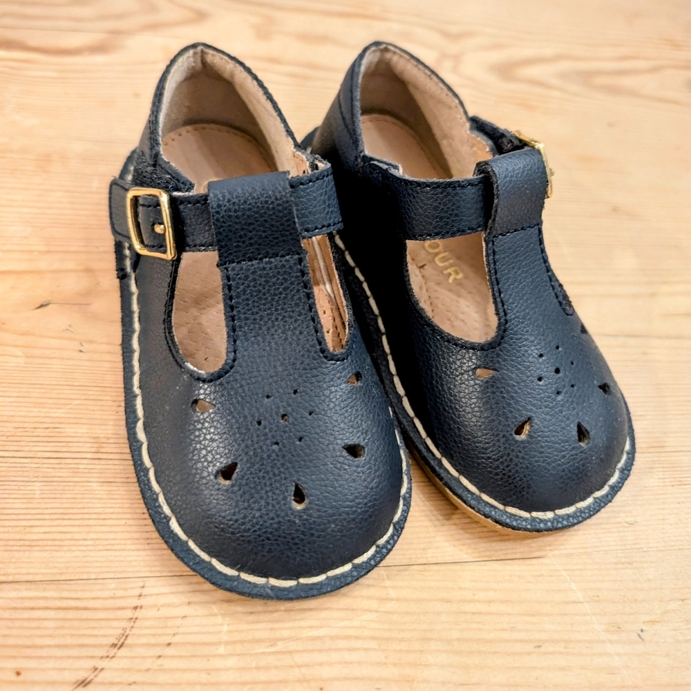 L'Amour t strap shoes